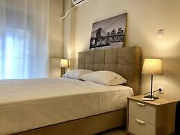 InCity El Metro 102, Deluxe Studio