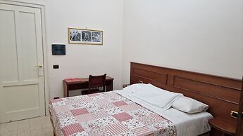 Vittoria Guest House - Battipaglia