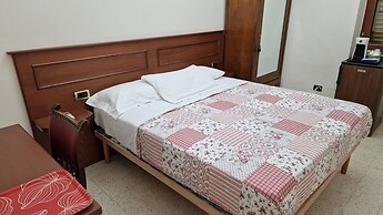 Vittoria Guest House - Battipaglia