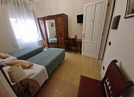 Vittoria Guest House - Battipaglia