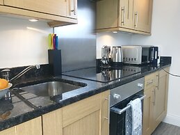 Lux Blu - Truro Apartment