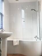 Lux Blu - Truro Apartment