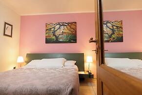 Vittoria Guest House - Salerno