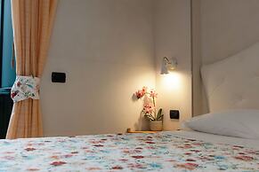 Vittoria Guest House - Salerno