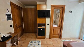 Vittoria Guest House - Salerno