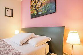 Vittoria Guest House - Salerno