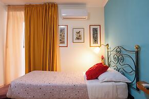Vittoria Guest House - Salerno