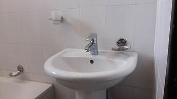 Global Friendship Hotel