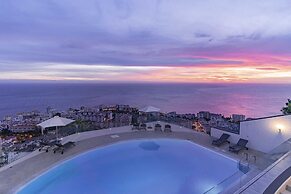 Sky Villa by An Island Apart