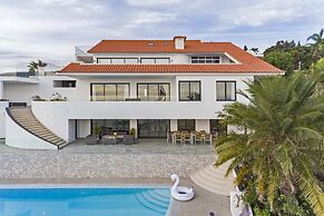Sky Villa by An Island Apart