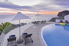 Sky Villa by An Island Apart