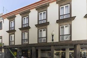 Downtown Funchal Apartments 2A Fanal by An Island Apart