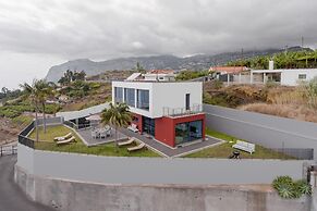 Vila Papagaio Verde by An Island Apart