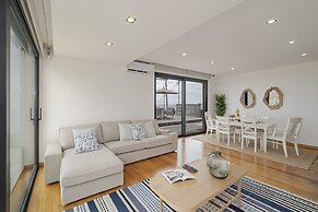 Vila Papagaio Verde by An Island Apart