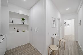 Drapes Design Apartments I by An Island Apart