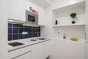 Drapes Design Apartments I by An Island Apart