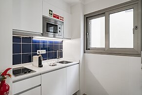Drapes Design Apartments III by An Island Apart