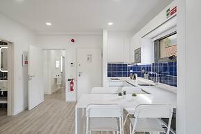 Drapes Design Apartments II by An Island Apart