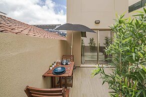 Drapes Design Apartments II by An Island Apart