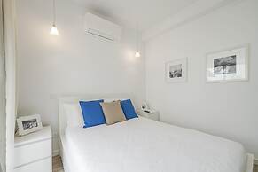 Drapes Design Apartments II by An Island Apart