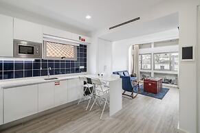 Drapes Design Apartments II by An Island Apart