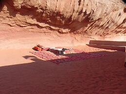 Explore Wadi rum camp