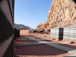 Explore Wadi rum camp