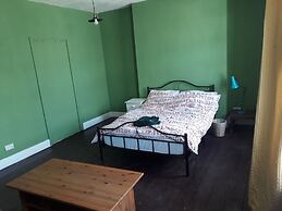 St Nicholas Street Apartment