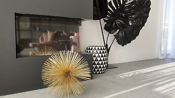 Urban Luxury Loft Penthouse