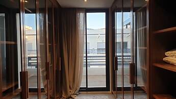 Urban Luxury Loft Penthouse