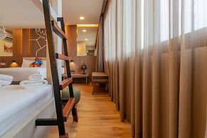 Moose Hotel