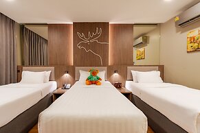 Moose Hotel