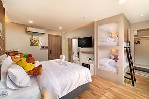 Moose Hotel