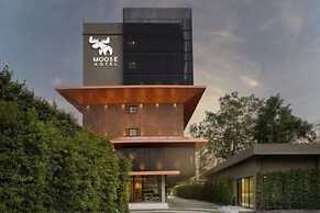Moose Hotel
