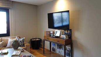 City breakout in city center