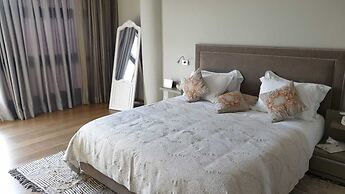 City breakout in city center