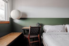 Mellow Moon Lodge