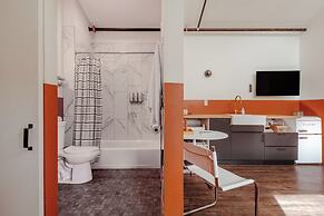 Mellow Moon Lodge