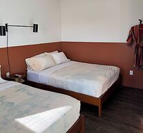 Mellow Moon Lodge