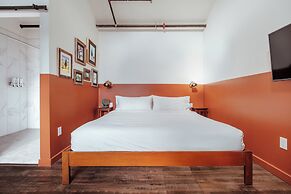 Mellow Moon Lodge
