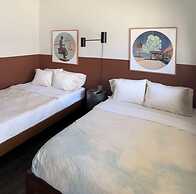 Mellow Moon Lodge
