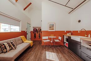 Mellow Moon Lodge