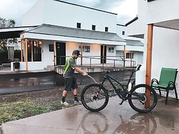 Mellow Moon Lodge