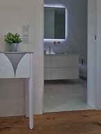 The Convo Porto Hotel & Apartment
