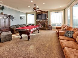 Admiral's Beach Retreat