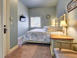 Admiral's Beach Retreat