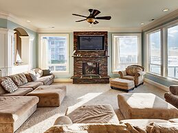 Admiral's Beach Retreat