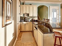 Admiral's Beach Retreat