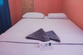 Twin Fin Hostels