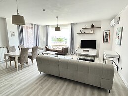 Cape House